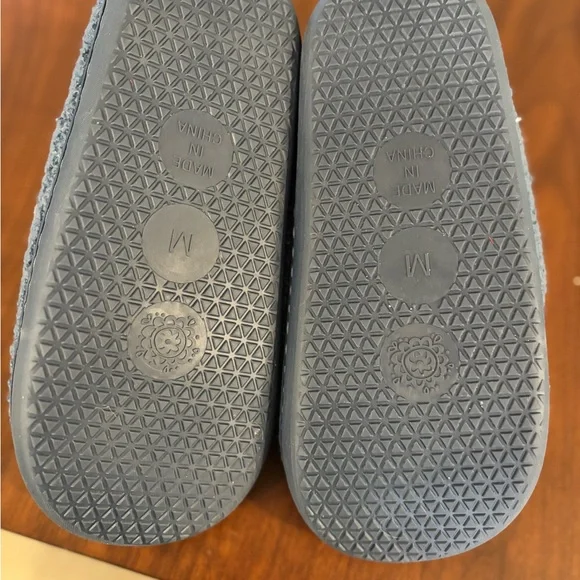 Natural Life Floral Sherpa Slippers – Women’s Medium (M) – NWT - Picture 3 of 4